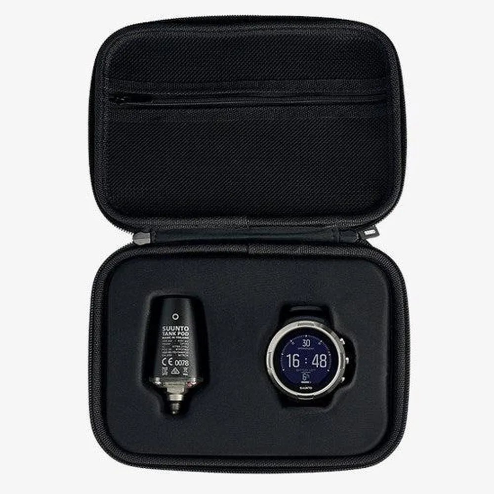 Suunto D5 Wrist Dive Computer with USB Cable & POD Package
